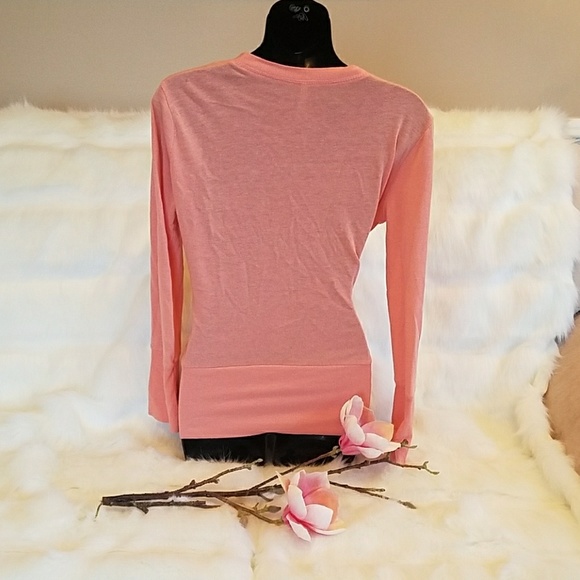 ● Beautiful cardigan ● - Picture 3 of 3